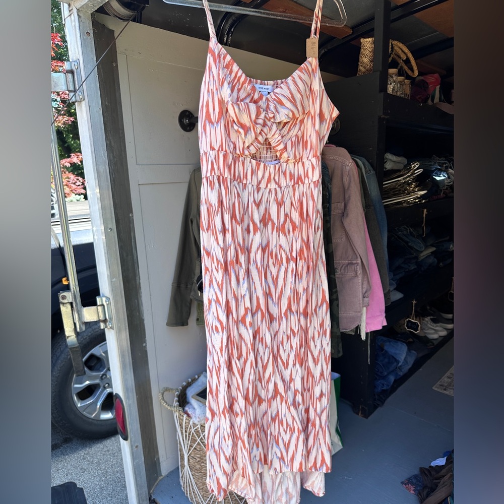 Nine West adorable sun dress with cut out detail woman’s size medium - Picture 1 of 6